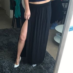 Long skirt with two splits on the side